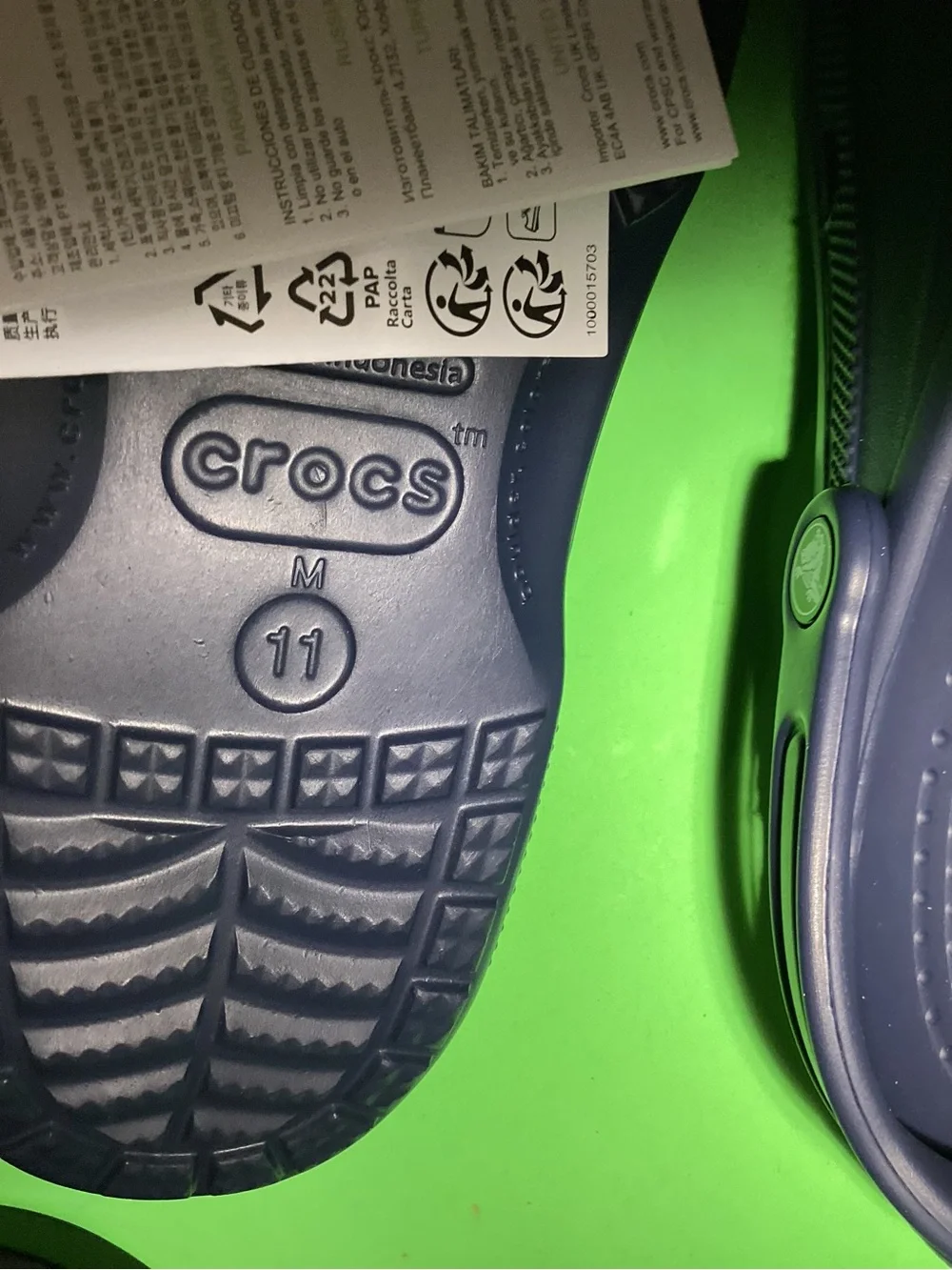 CROCS classic authentic